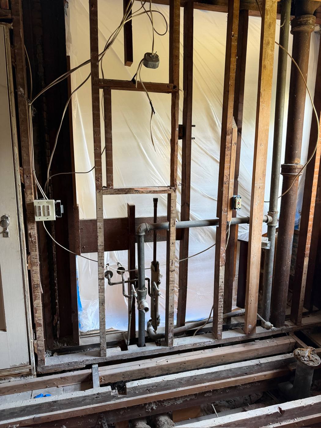 Plumbing in the open wall