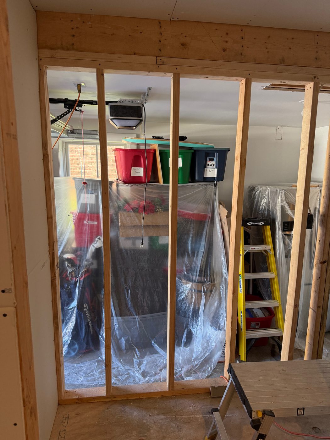 Wall to the garage